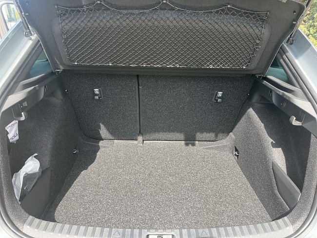20198565.jpg