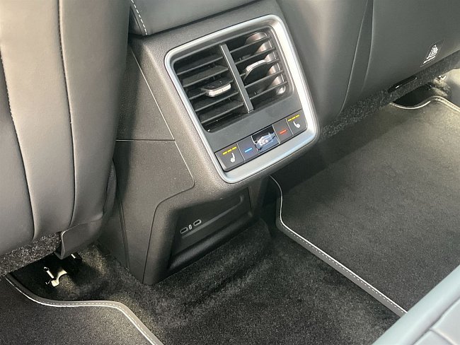 20198806.jpg