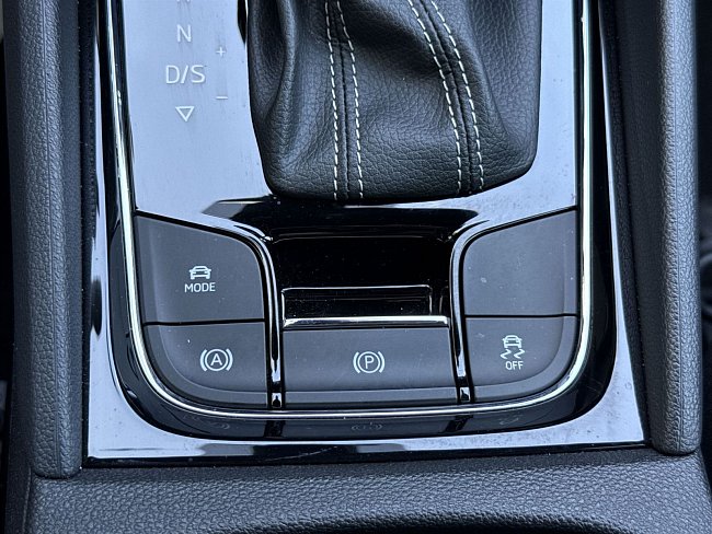 20198780.jpg