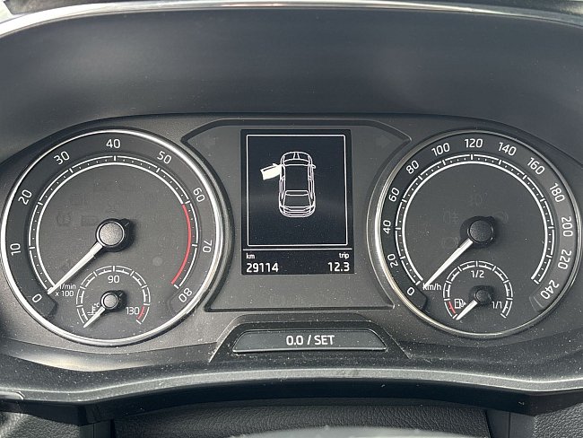 20198946.jpg