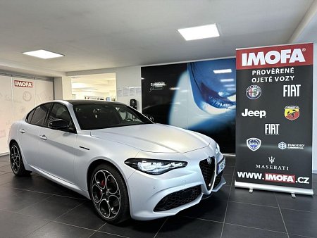 Alfa Romeo Giulia 2.2 JTD 210k AT8 ZF Q4 4x4 Competizione, reg. 11/2023 - prodej-vozu.cz