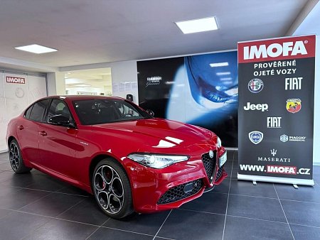 Alfa Romeo Giulia 2.0T 280k AT8 ZF Q4 4x4 Veloce - prodej-vozu.cz